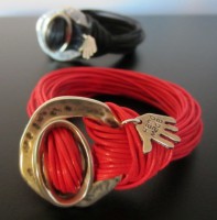 /album/fotogaleria-coleccion-pulseras/pulsera-de-cuero-y-zamak-2-jpg/